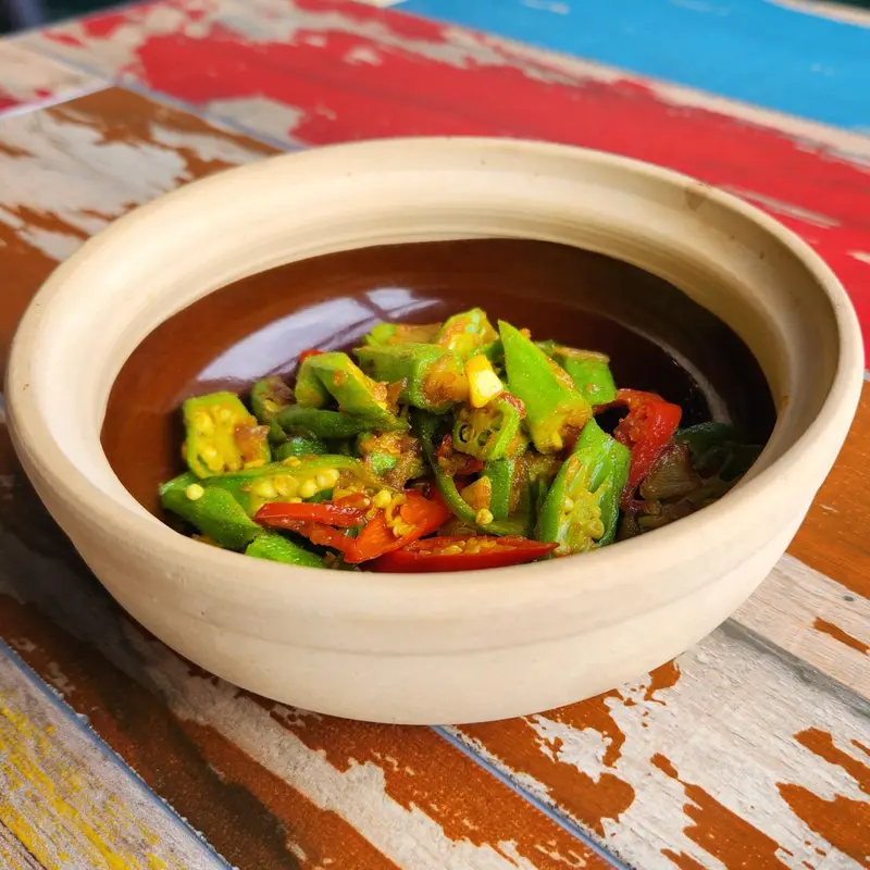 Bendi Goreng Kunyit